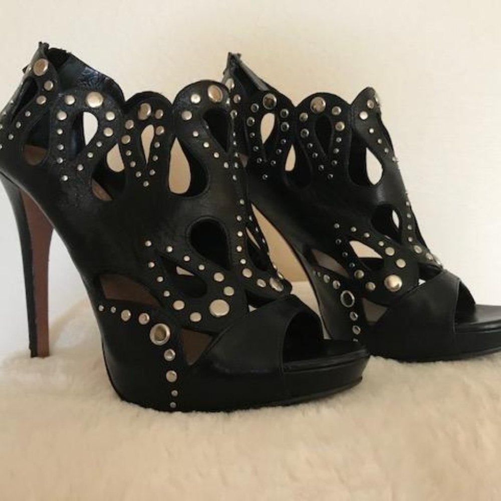 Alaia Heels